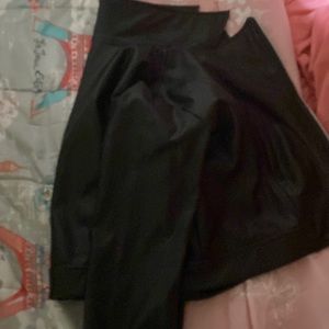 I am selling this jacket from childrens place😉.